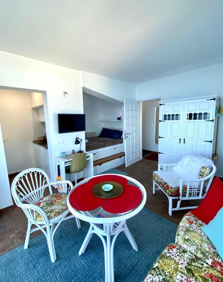 Villa Oasis La Paz - Pelinor Studio - Adults Only Пуерто де ла Крус Екстериор снимка